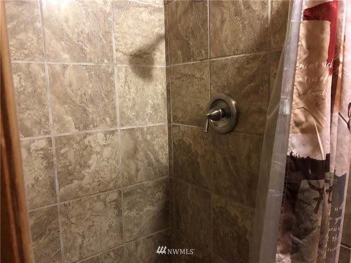 2643 West Texas Street - Photo 5 of 6