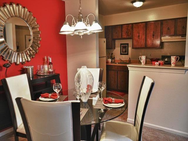 Berkeley Trace Apartments & Townhomes - Photo 2 of 14