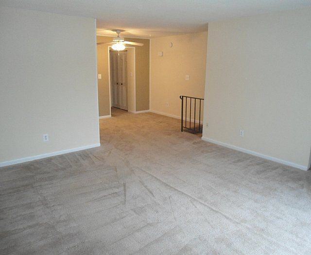 Liberty Crossing - Photo 3 of 42