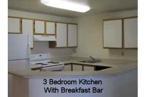 Emerald Pointe - Photo 2 of 12