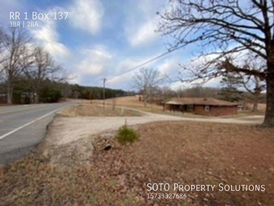 137 Rr 1 Box 137 - Photo 2 of 13