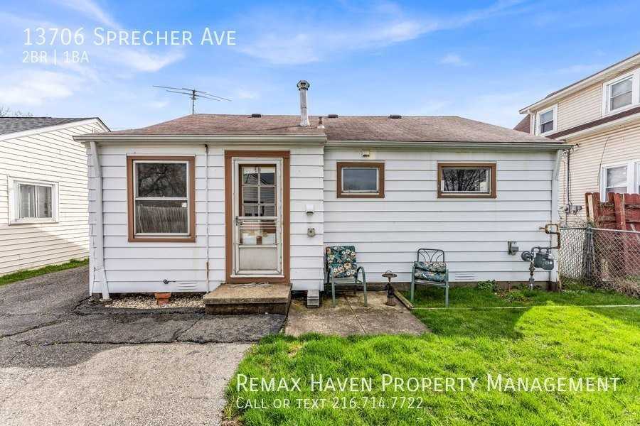 13706 Sprecher Ave - Photo 3 of 23