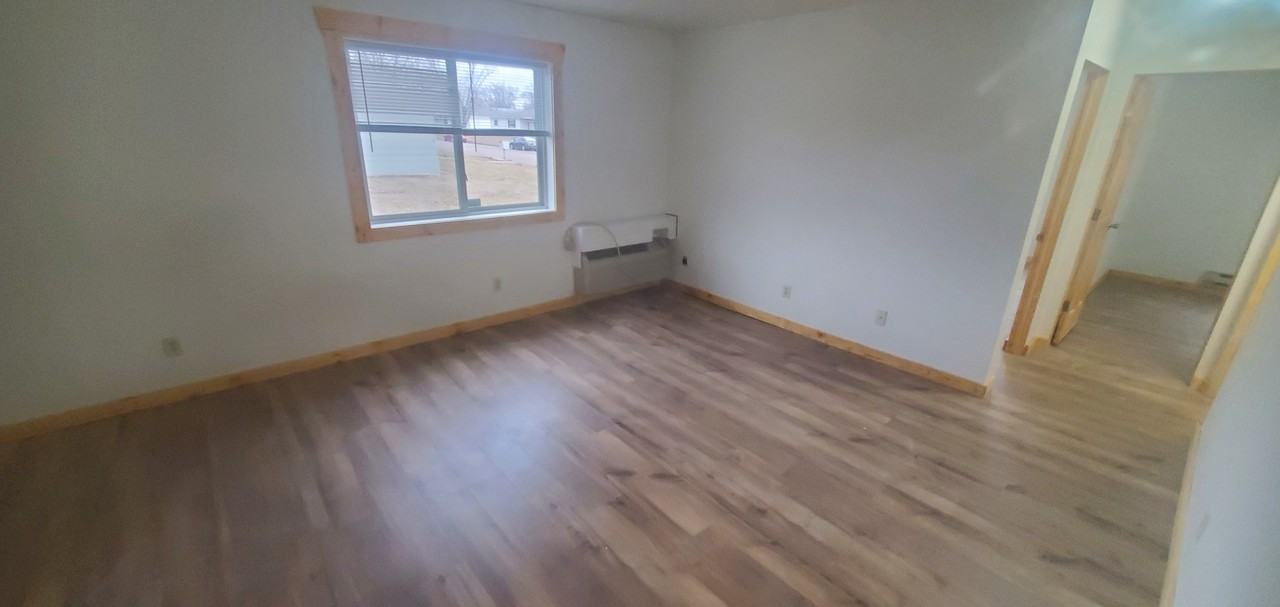 1701 La Crescent St #136 - Photo 6 of 15