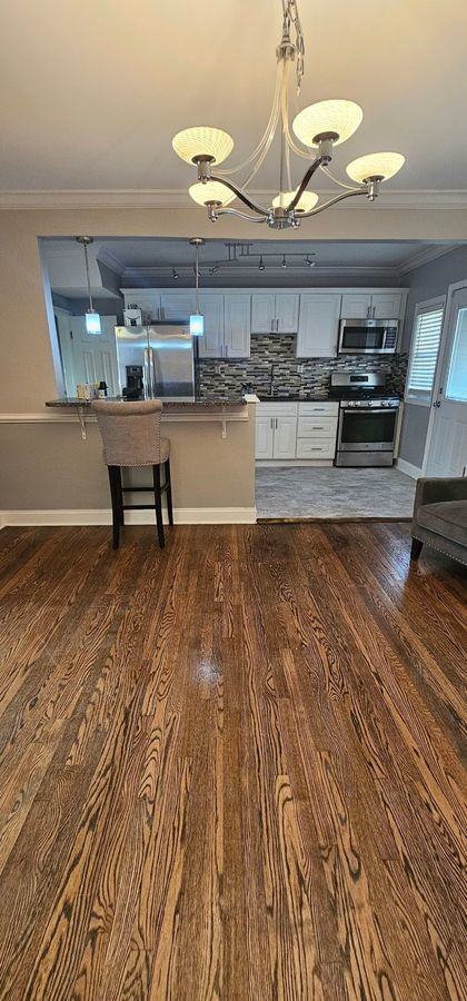 1528 Roundhill Rd - Photo 2 of 44