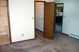 Niles Executive Apartments - Photo 2 of 11