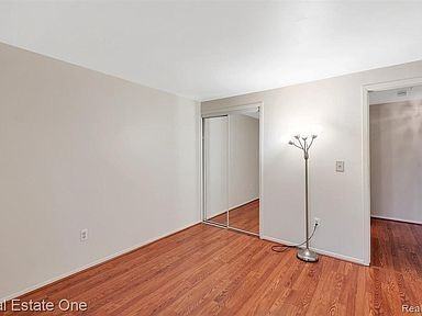 44521 N Umberland Cir - Photo 2 of 16