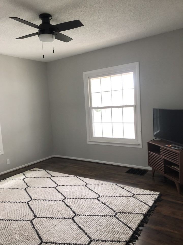 1623 S State St #1 - Photo 3 of 12