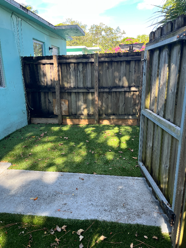 426 Nw 14th Ave #1 - Photo 6 of 6