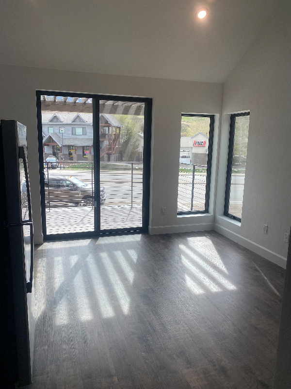 930 Blue River Pkwy #1D - Photo 5 of 8