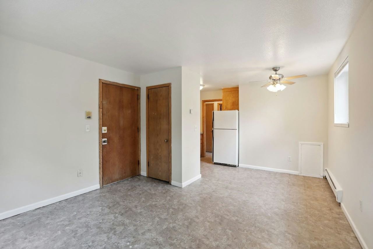 4628 Tyler Street Northeast, Unit 4628-202 - Photo 4 of 15