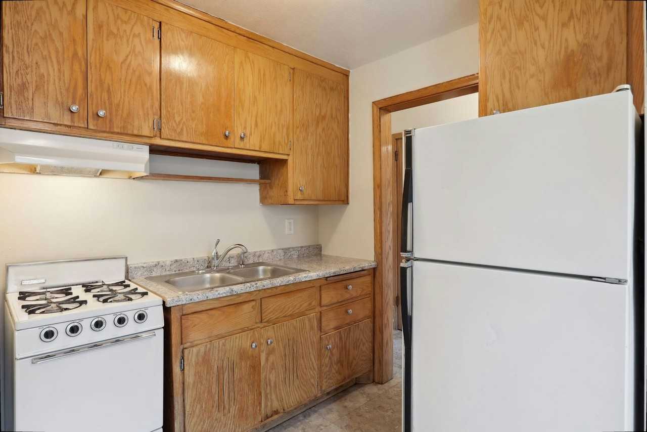 4628 Tyler Street Northeast, Unit 4628-202 - Photo 5 of 15