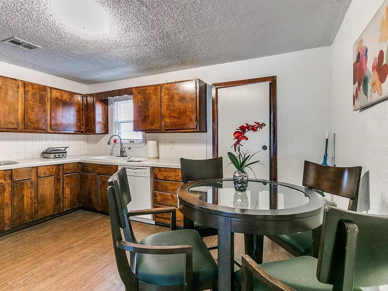 1417 Lincoln Ave #1 - Photo 6 of 13