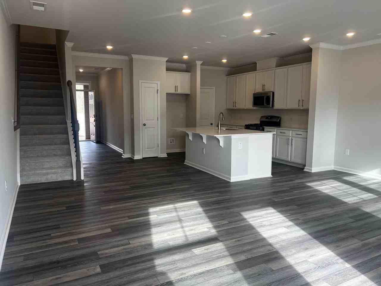 5871 Woodlawn Dr #1 - Photo 4 of 27