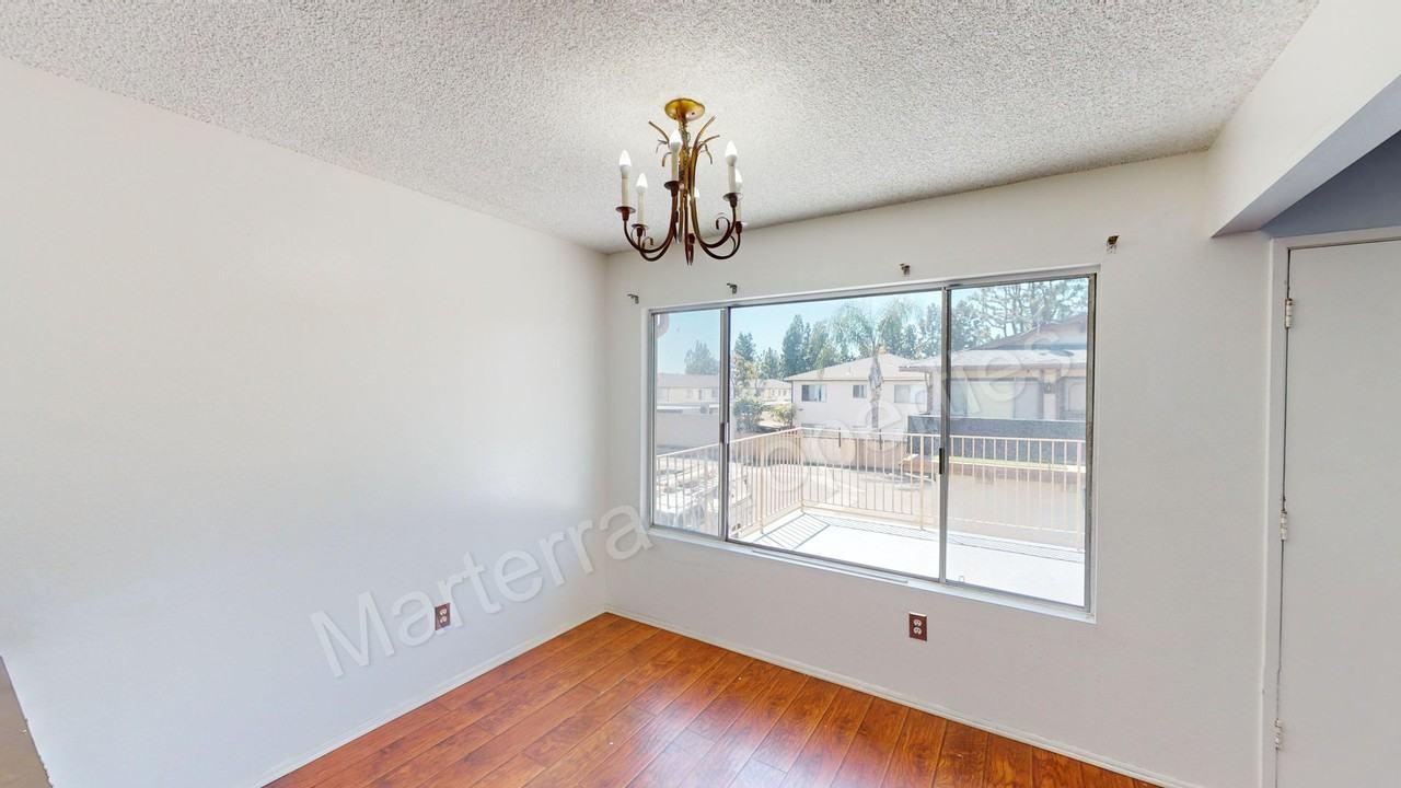 2314 E Ball Rd - Photo 6 of 19