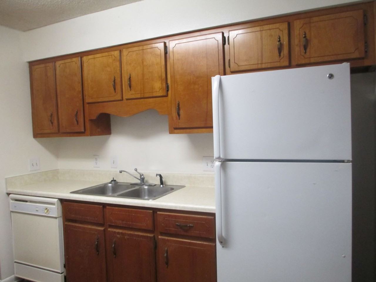 1513 Bob Loftin Avenue - Photo 4 of 17