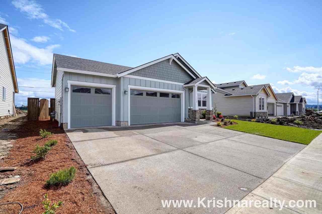 1118 S 32nd Ave - Photo 3 of 25