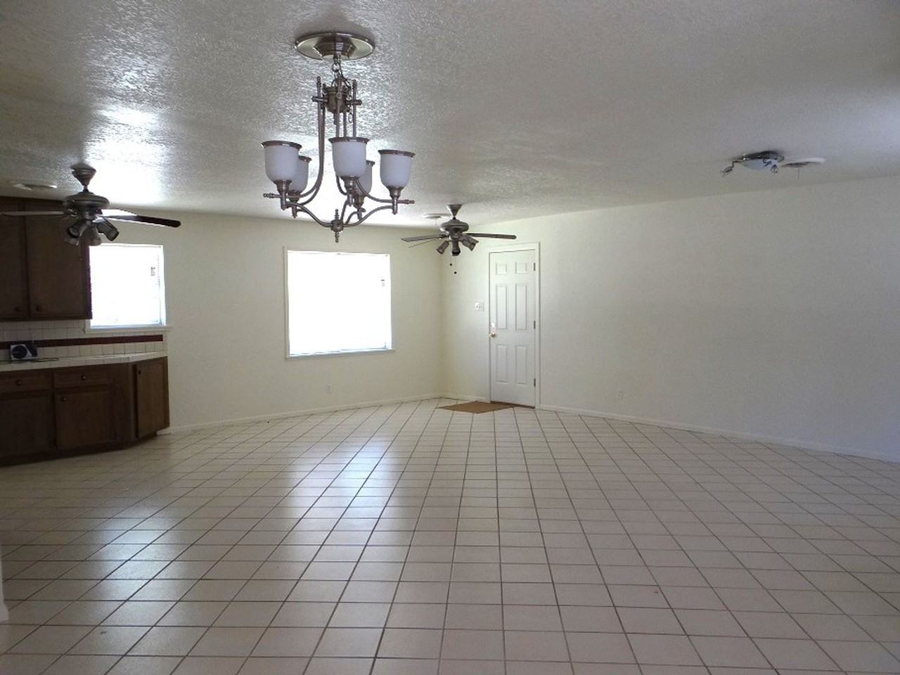 130 Mansfield Ferry Rd - Photo 3 of 20