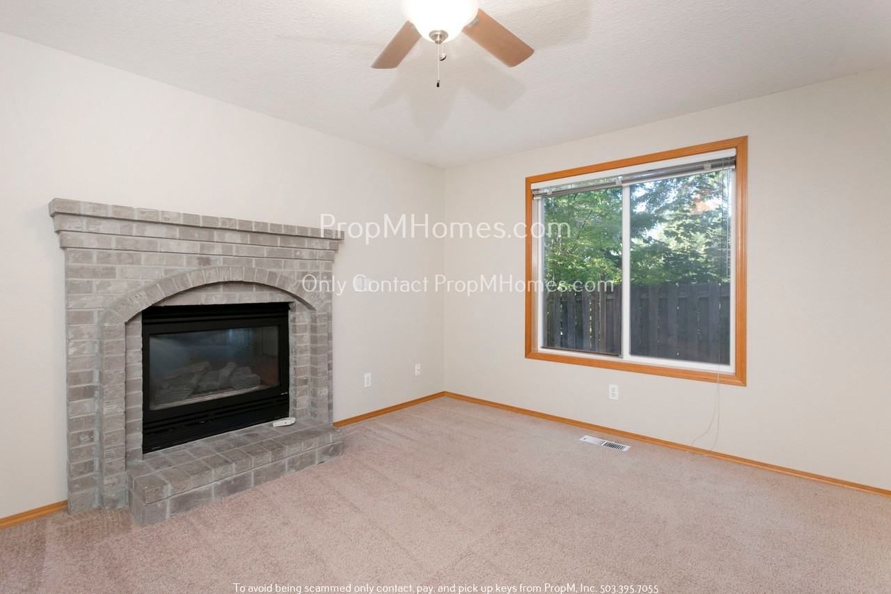 9445 Sw Iowa Dr - Photo 3 of 23