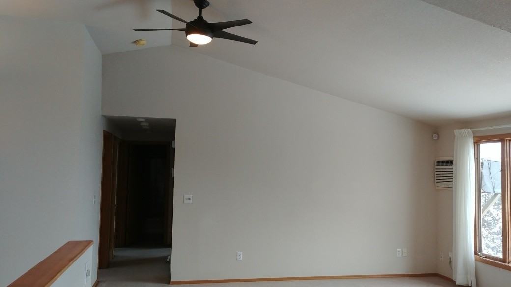 2500 Blackthorn Dr - Photo 3 of 26
