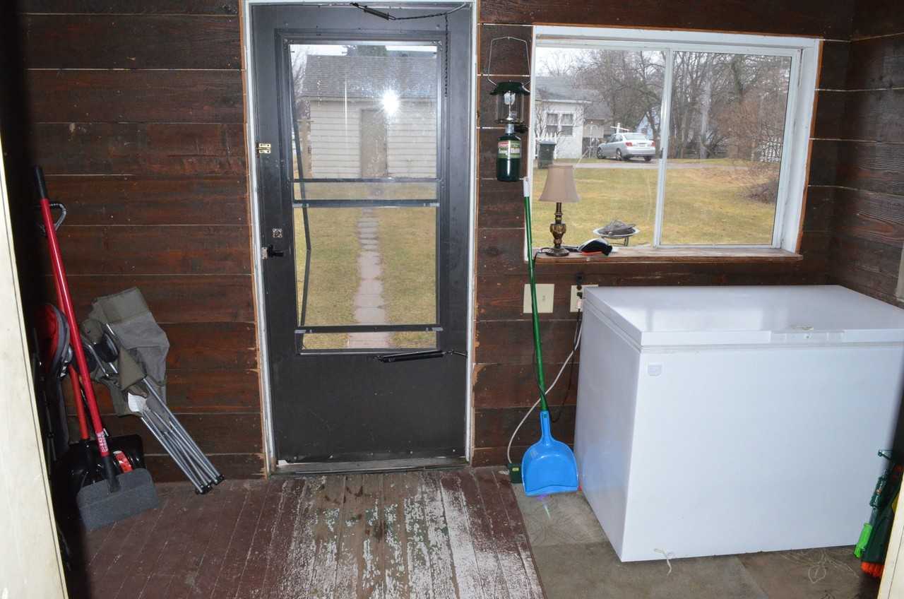 801 S 7th St - Photo 6 of 21
