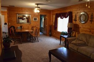 featured image of 801 S 7th St