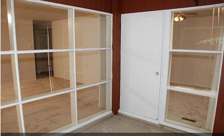 Carlyle Apartments - Photo 2 of 11