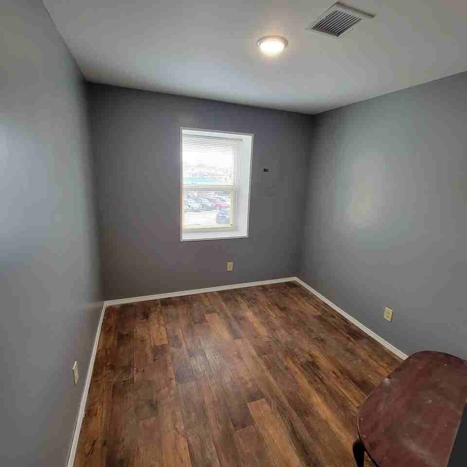 611 S Willow Ave - Photo 6 of 6