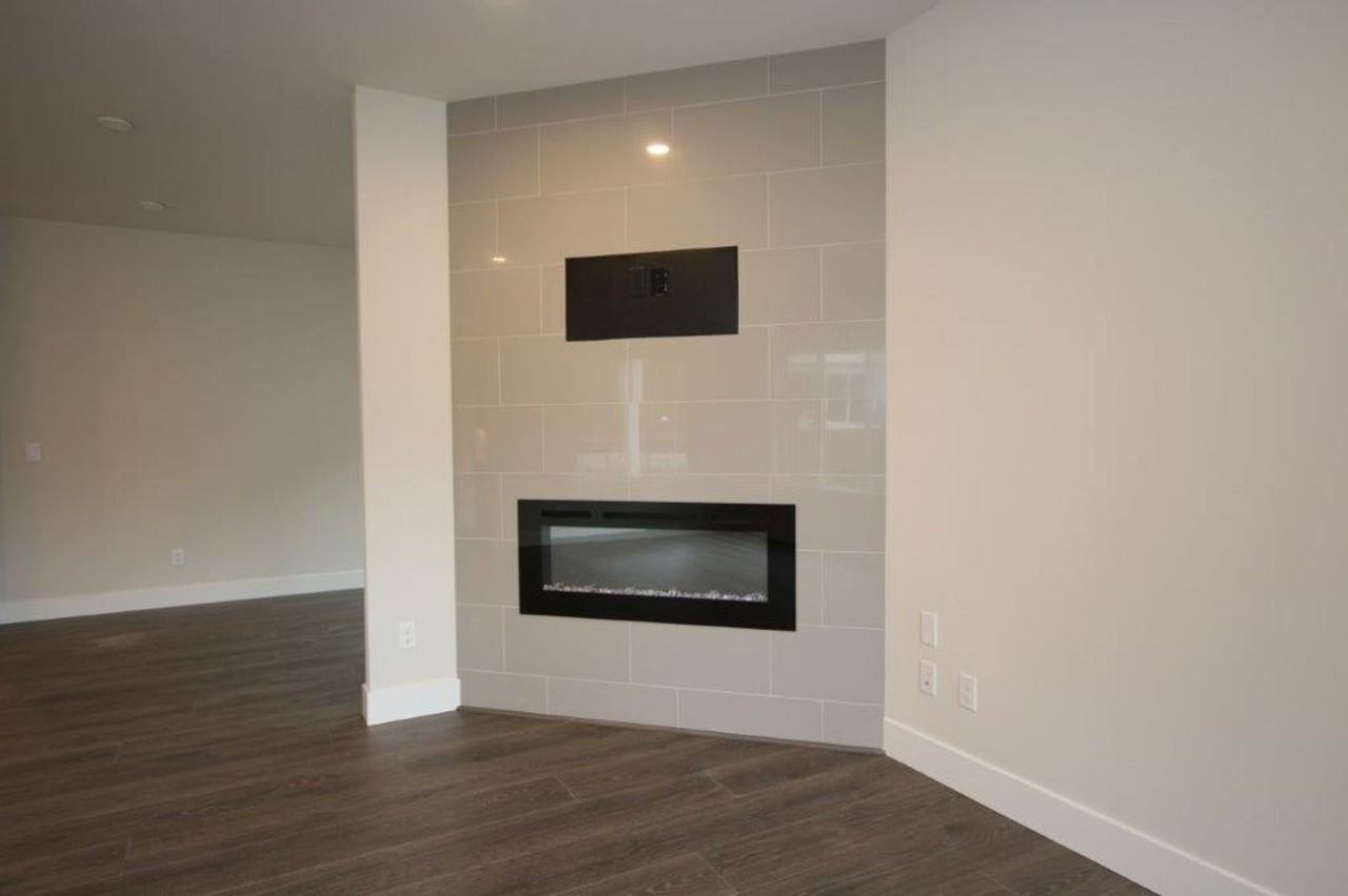 229 179th Pl Sw - Photo 4 of 32