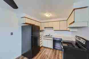 10710 Stone Ave N - Photo 1 of 1