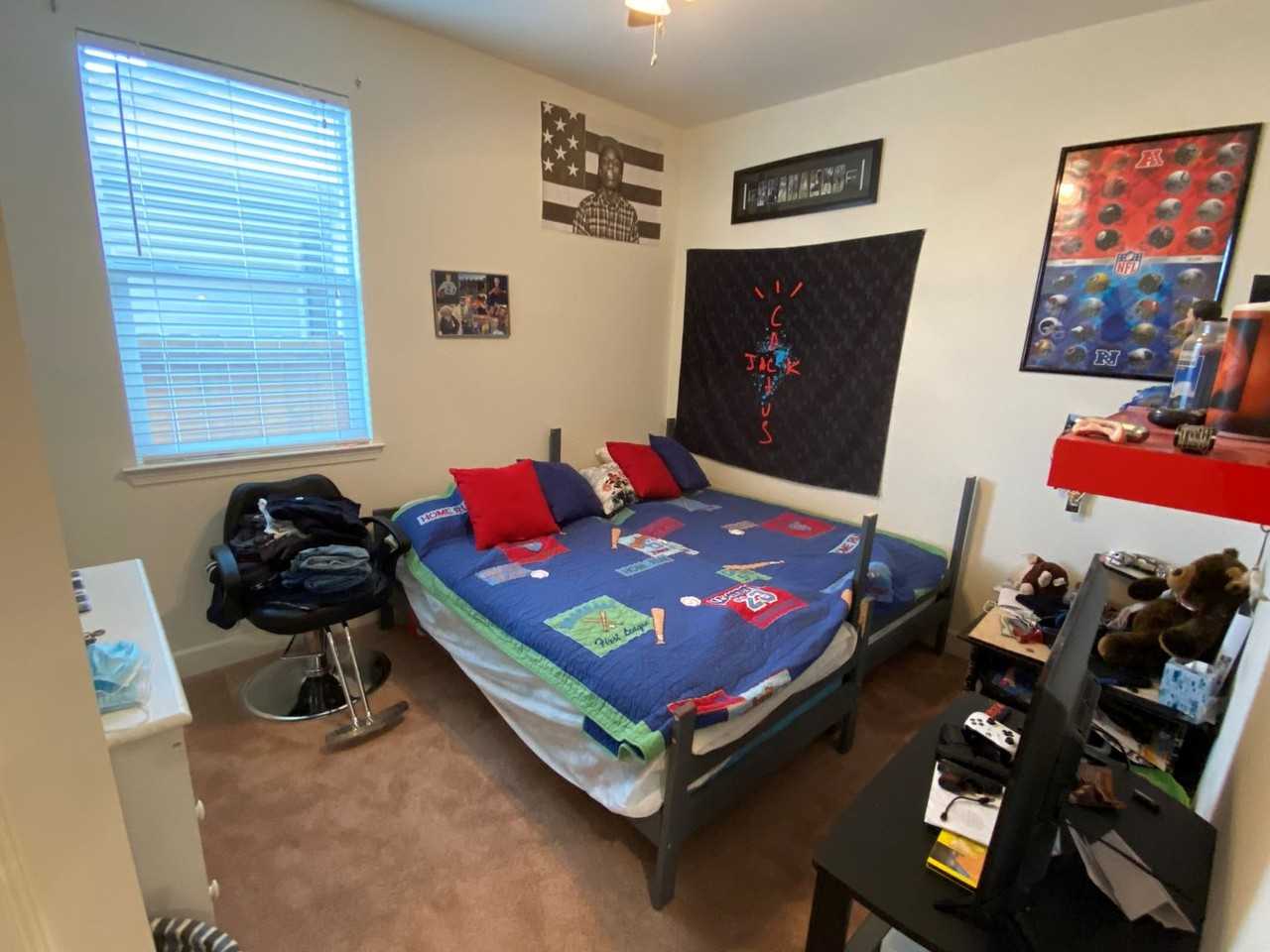 1141 Lahontan Dr - Photo 3 of 14