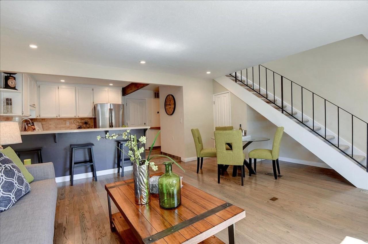 916 Fruitdale Pl - Photo 2 of 30