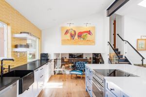 featured image of 2203 Holyoke Dr