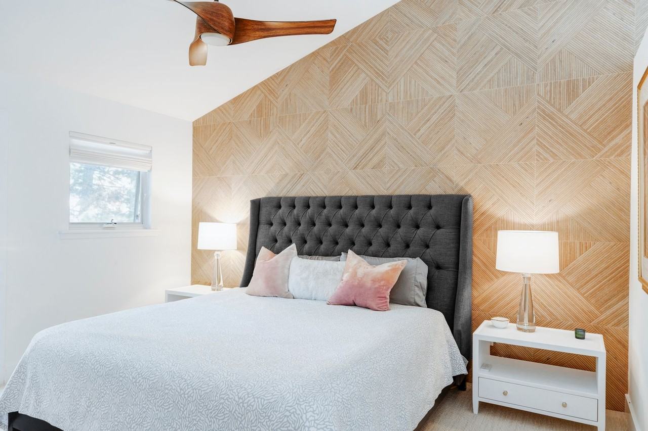 2203 Holyoke Dr - Photo 3 of 42