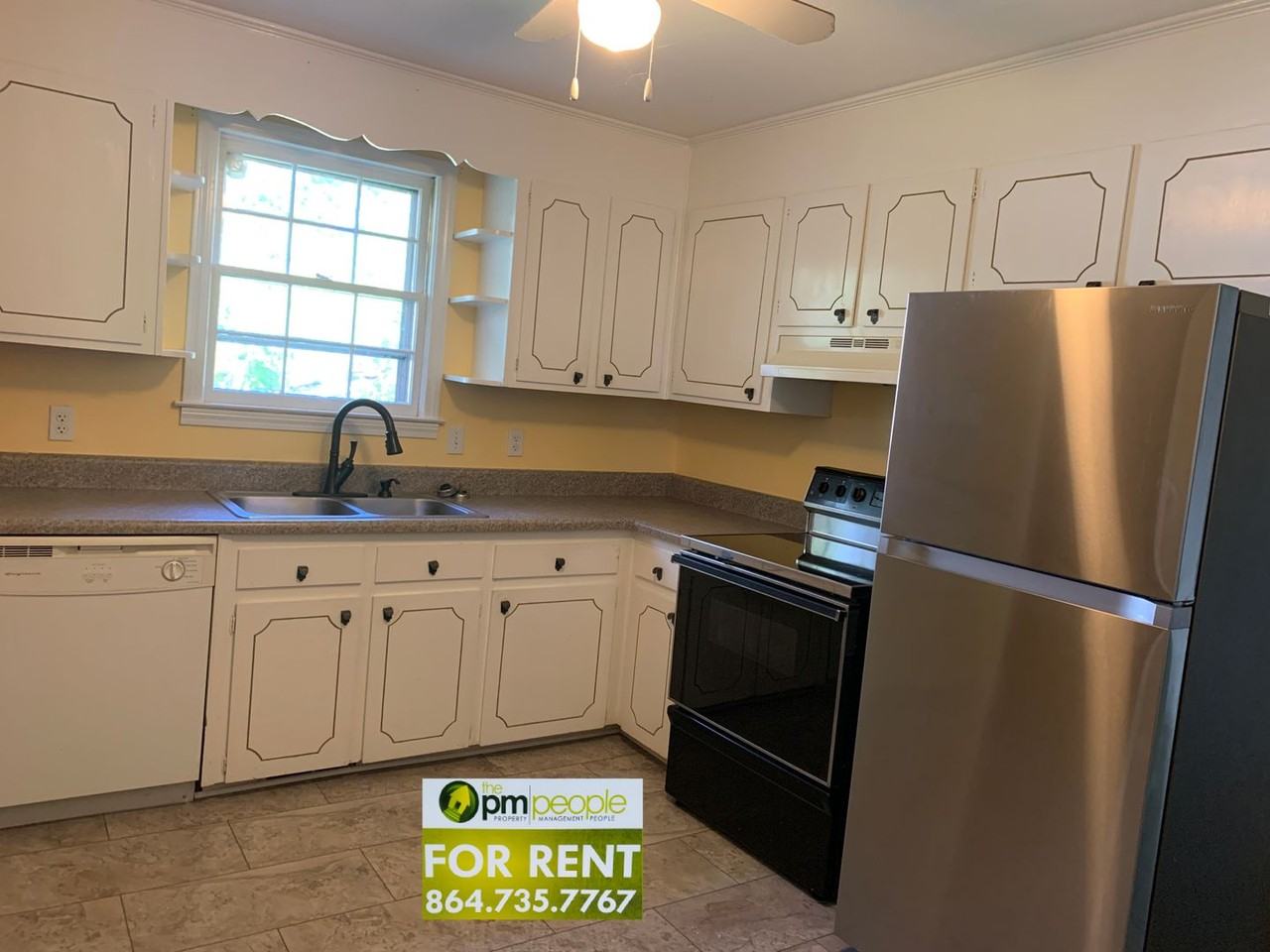 204 Pennwood Ln - Photo 2 of 16