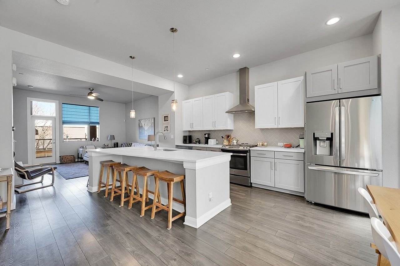 7080 W Alaska Dr - Photo 2 of 50