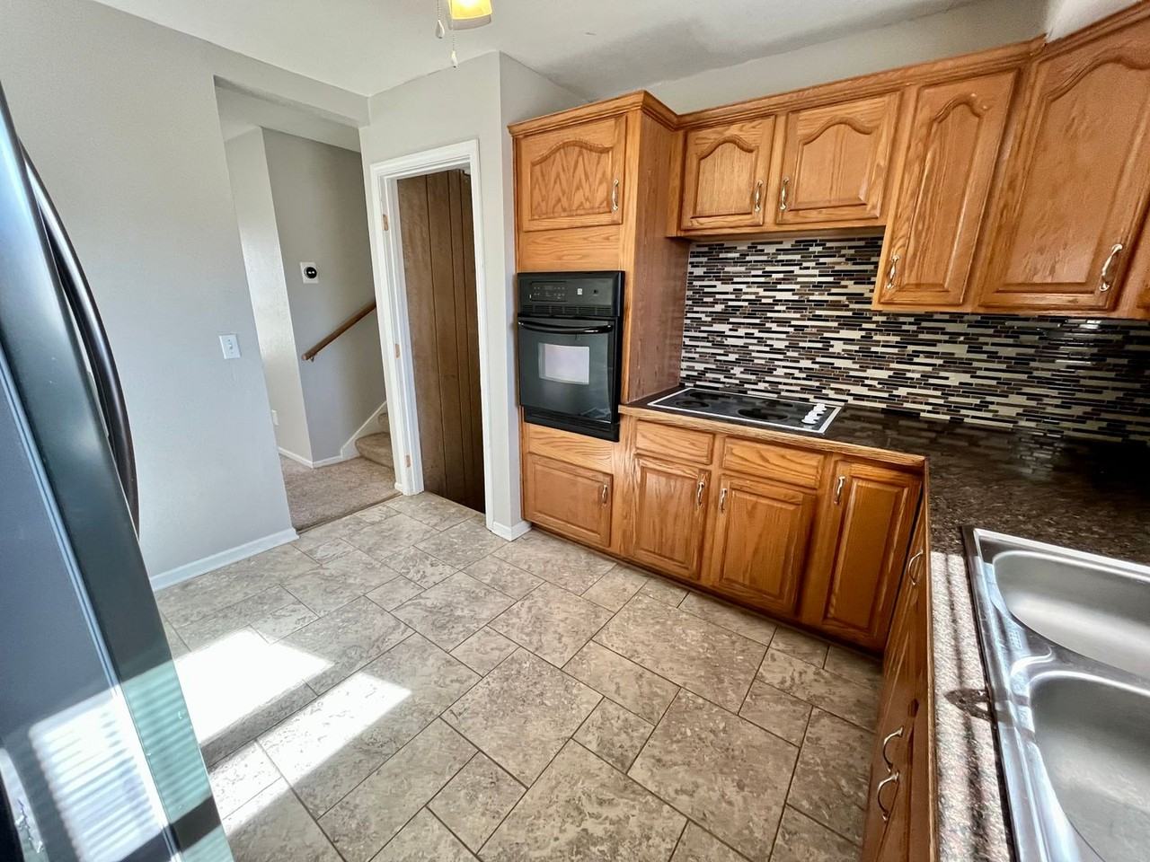 5029 Ne 56th Pl - Photo 3 of 48