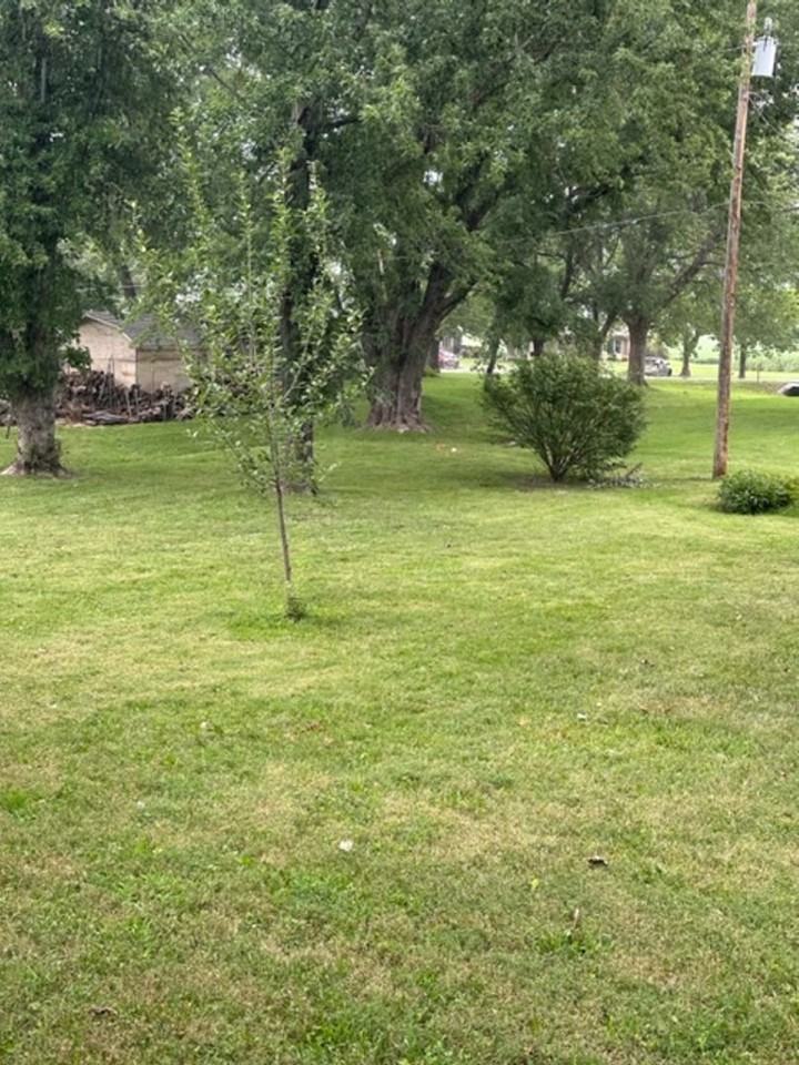 420 Main St - Photo 2 of 15