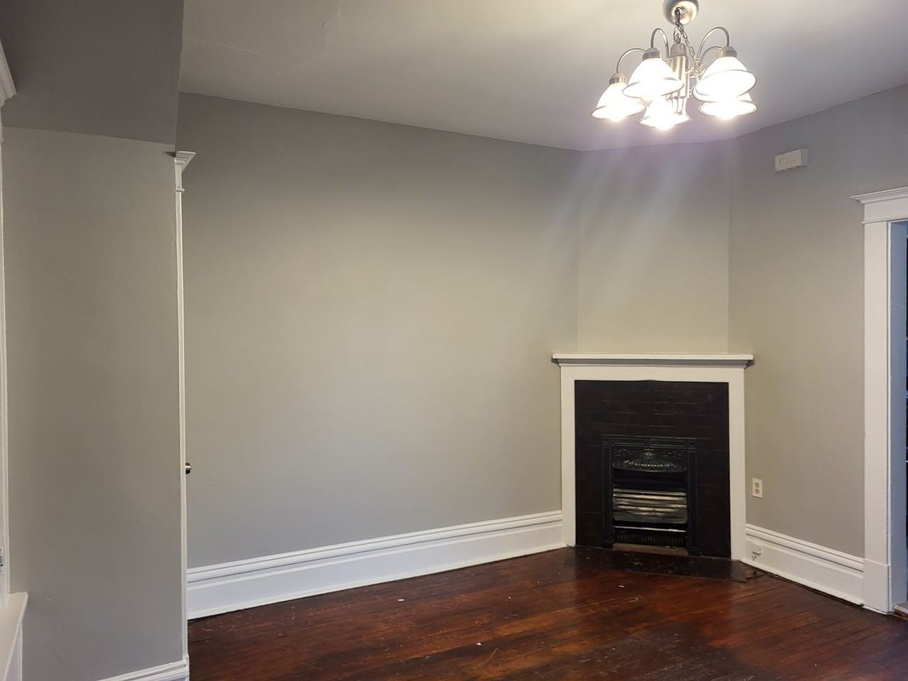 157 S Bryant Ave - Photo 3 of 16