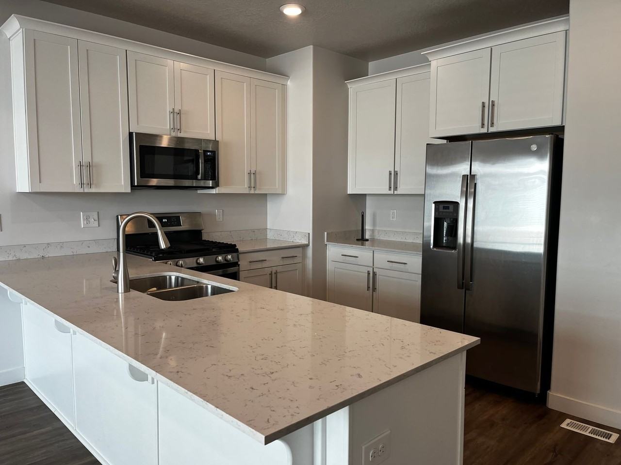 15495 S Aqua Mountain Ln - Photo 3 of 21