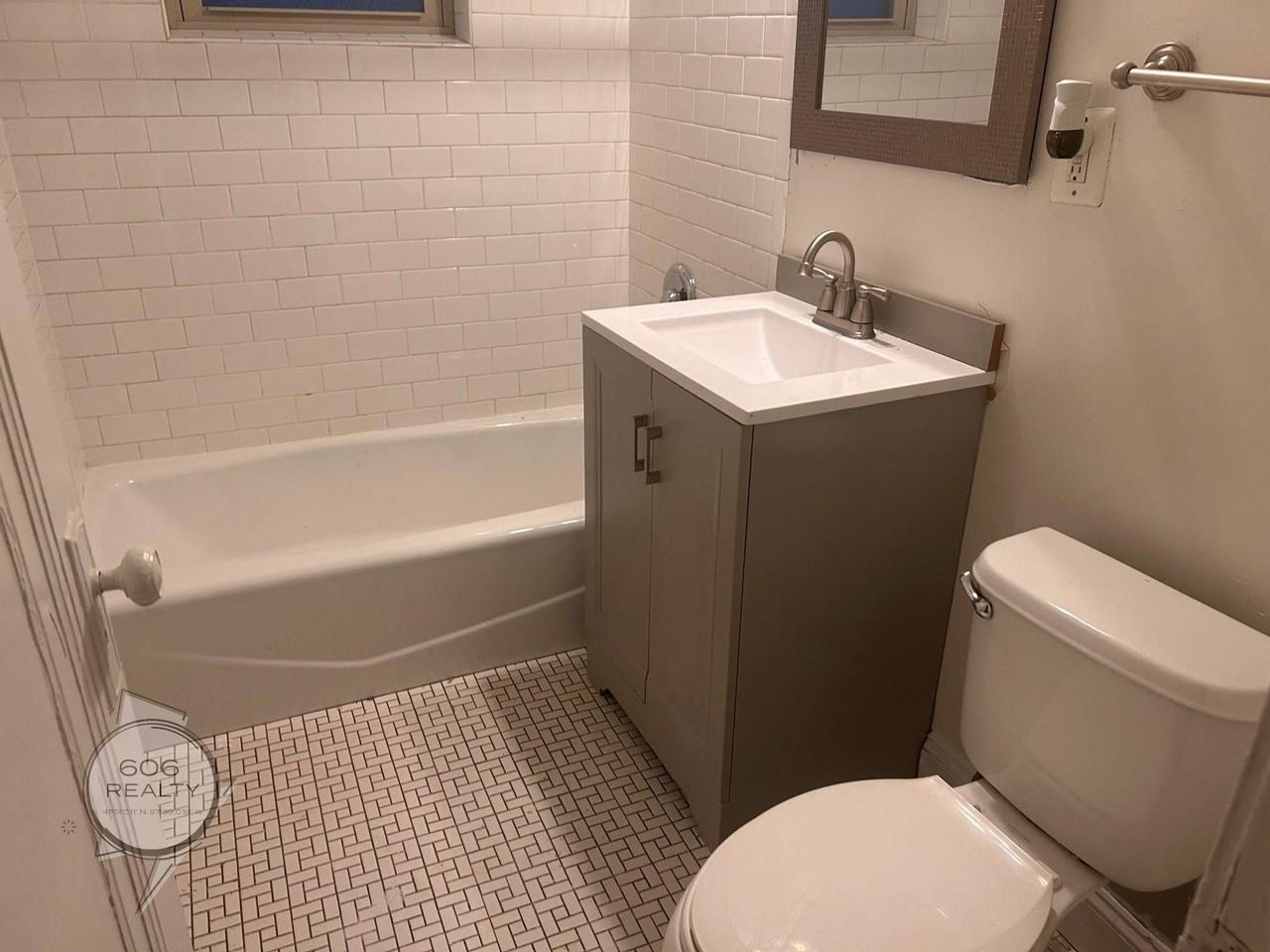 Oak Park! 118 - Photo 5 of 9