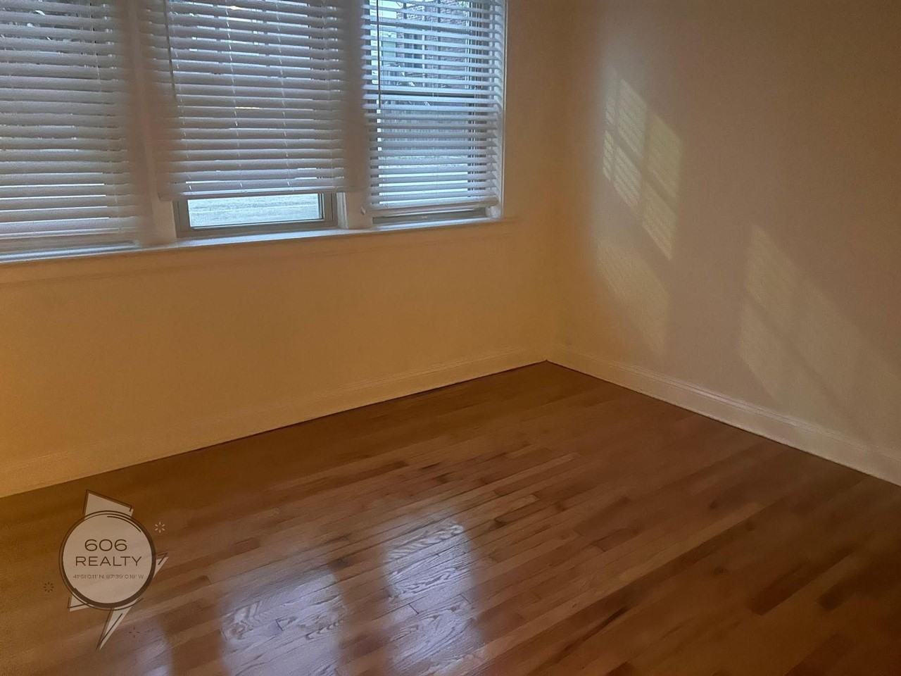 Oak Park! 118 - Photo 6 of 9