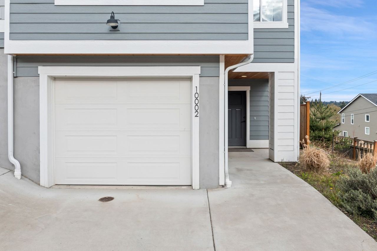10002 Kings Landing Ave Nw - Photo 3 of 34
