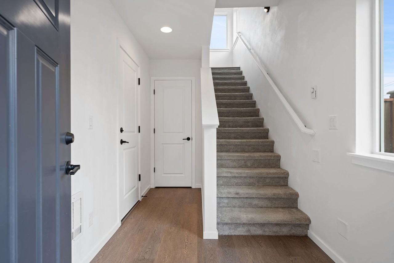 10002 Kings Landing Ave Nw - Photo 6 of 34