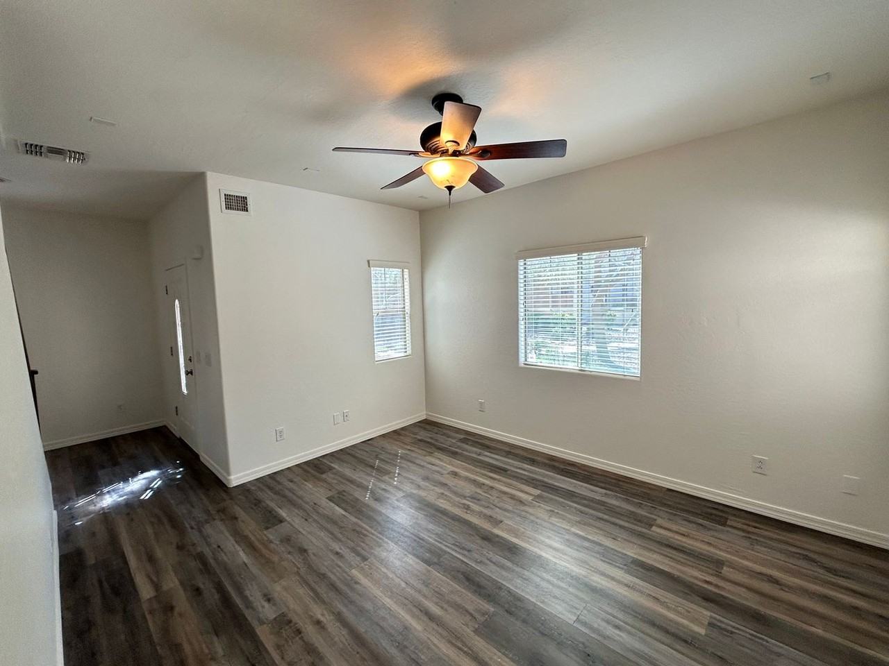 14248 W Country Gables Dr - Photo 3 of 35