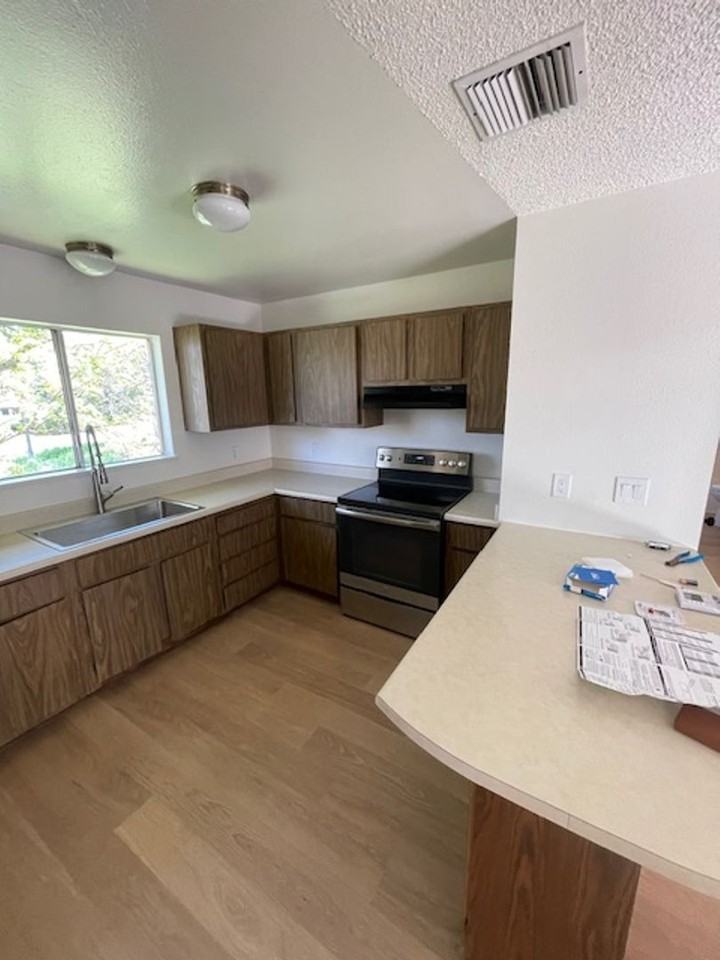 5525 Capistrano Ave #28 - Photo 7 of 10