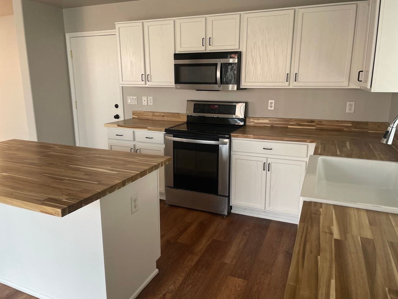 7433 Spey Drive - Photo 6 of 10