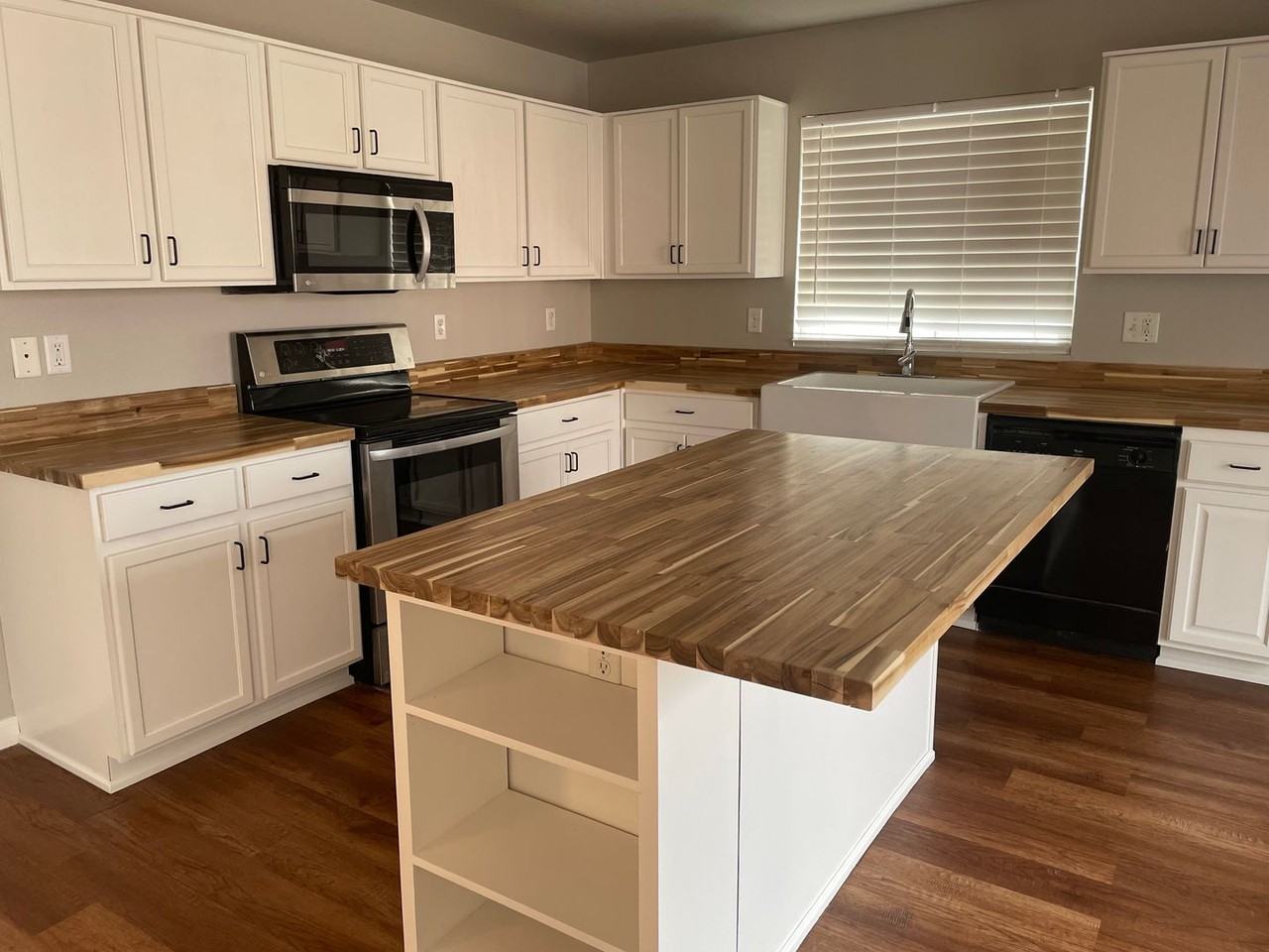 7433 Spey Drive - Photo 7 of 10