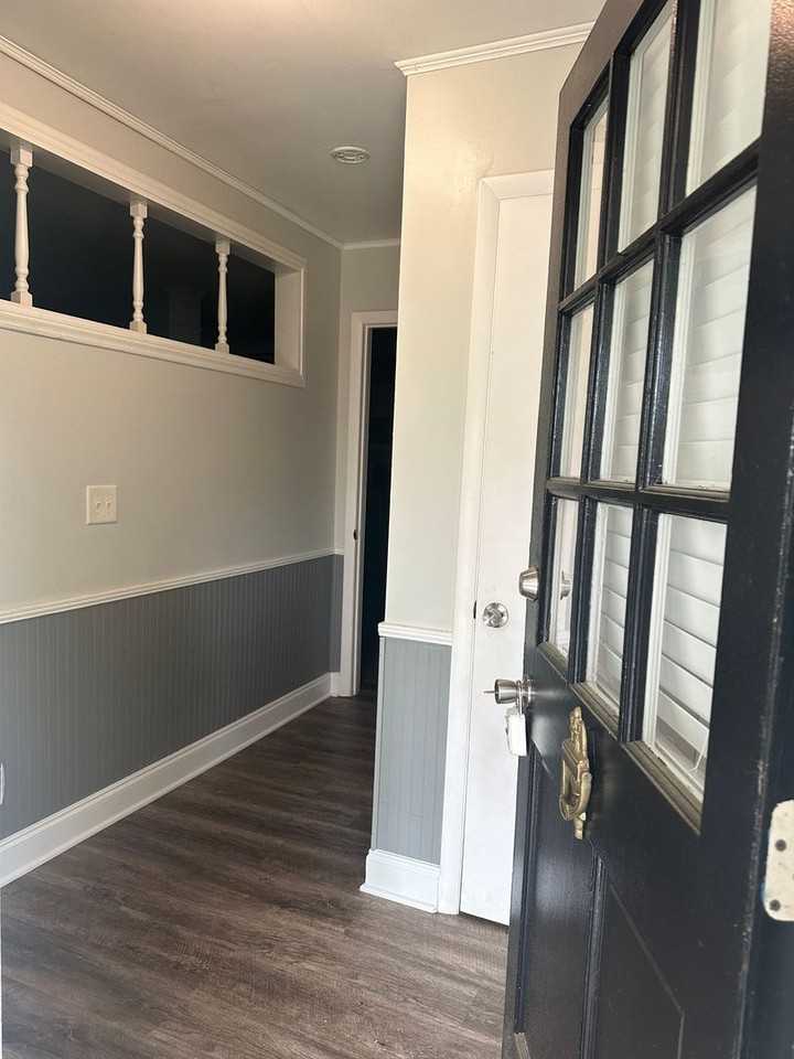 5208 Bayberry Ln - Photo 3 of 45