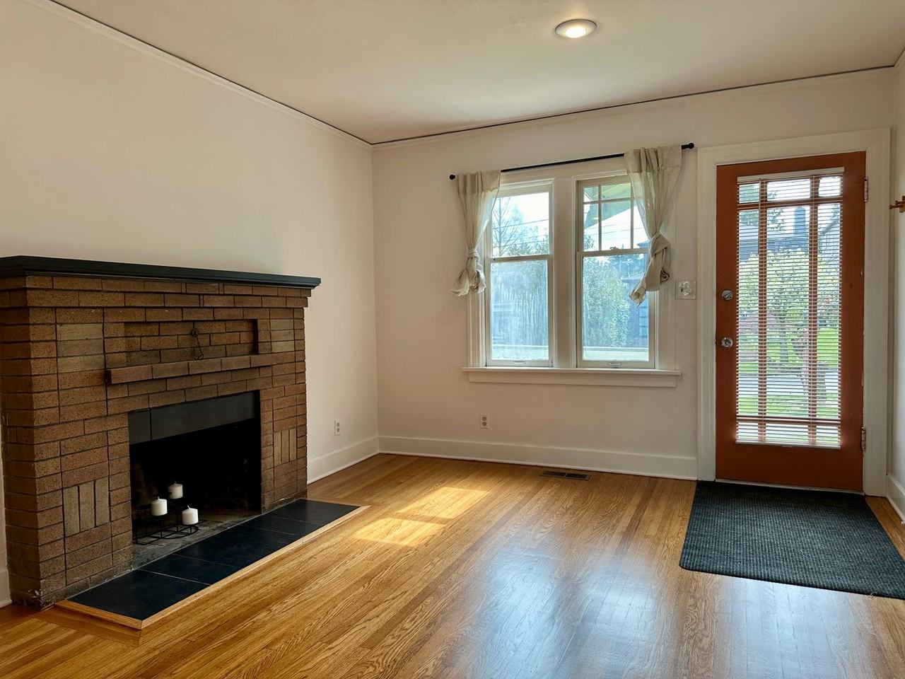 540 N 67th St - Photo 3 of 24