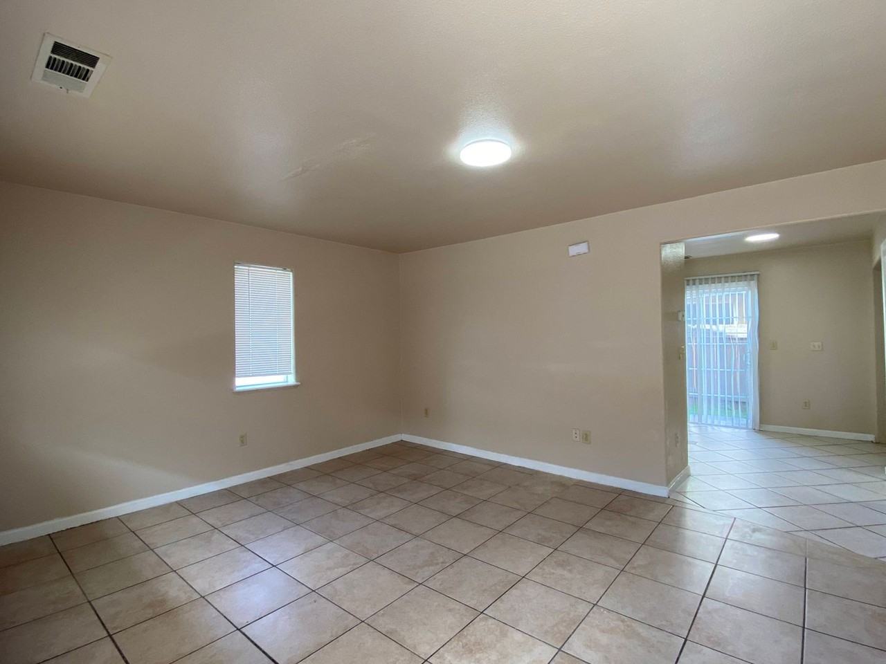 8626 Acapulco Way - Photo 3 of 24